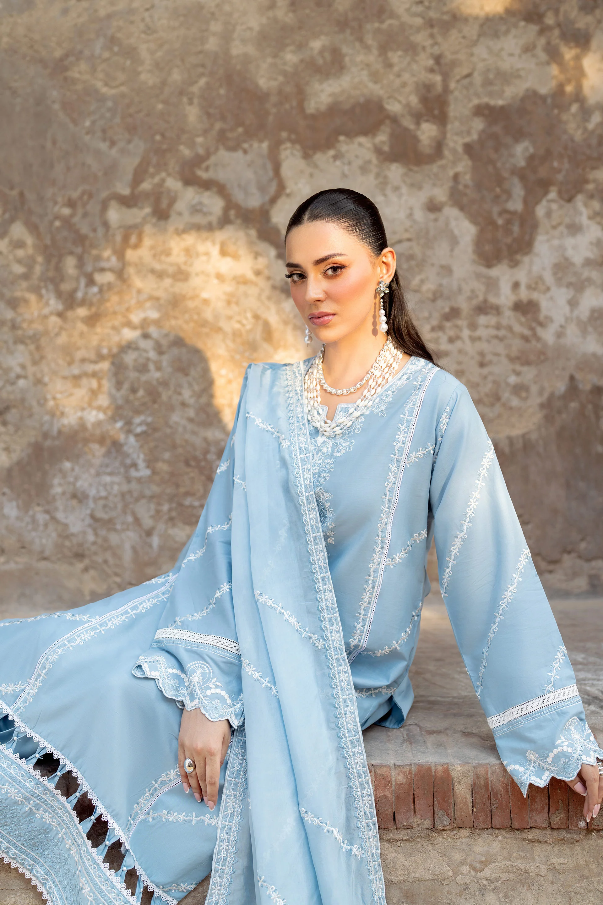 Badal - Image 7
