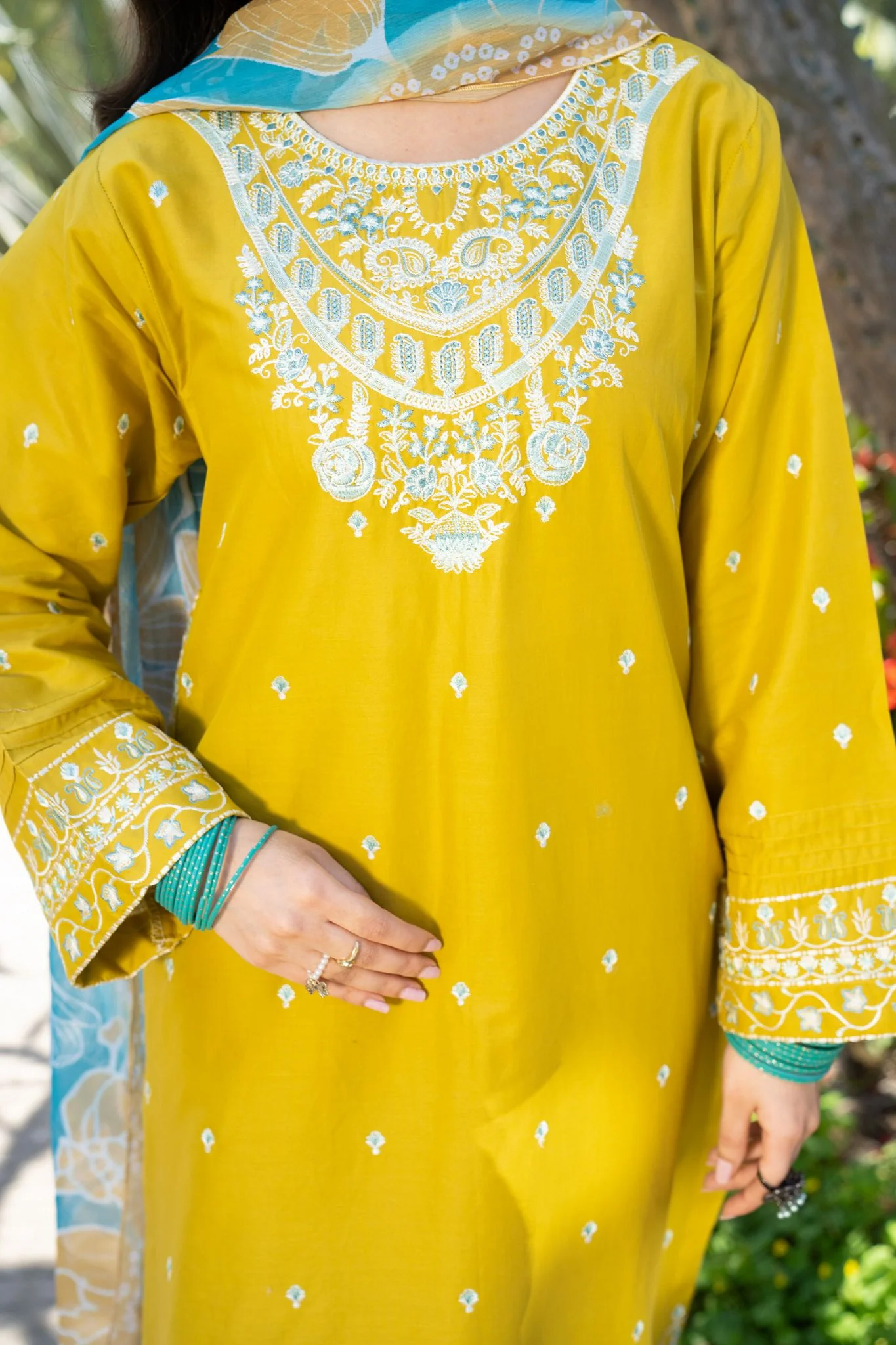 Golden Glow - Image 9