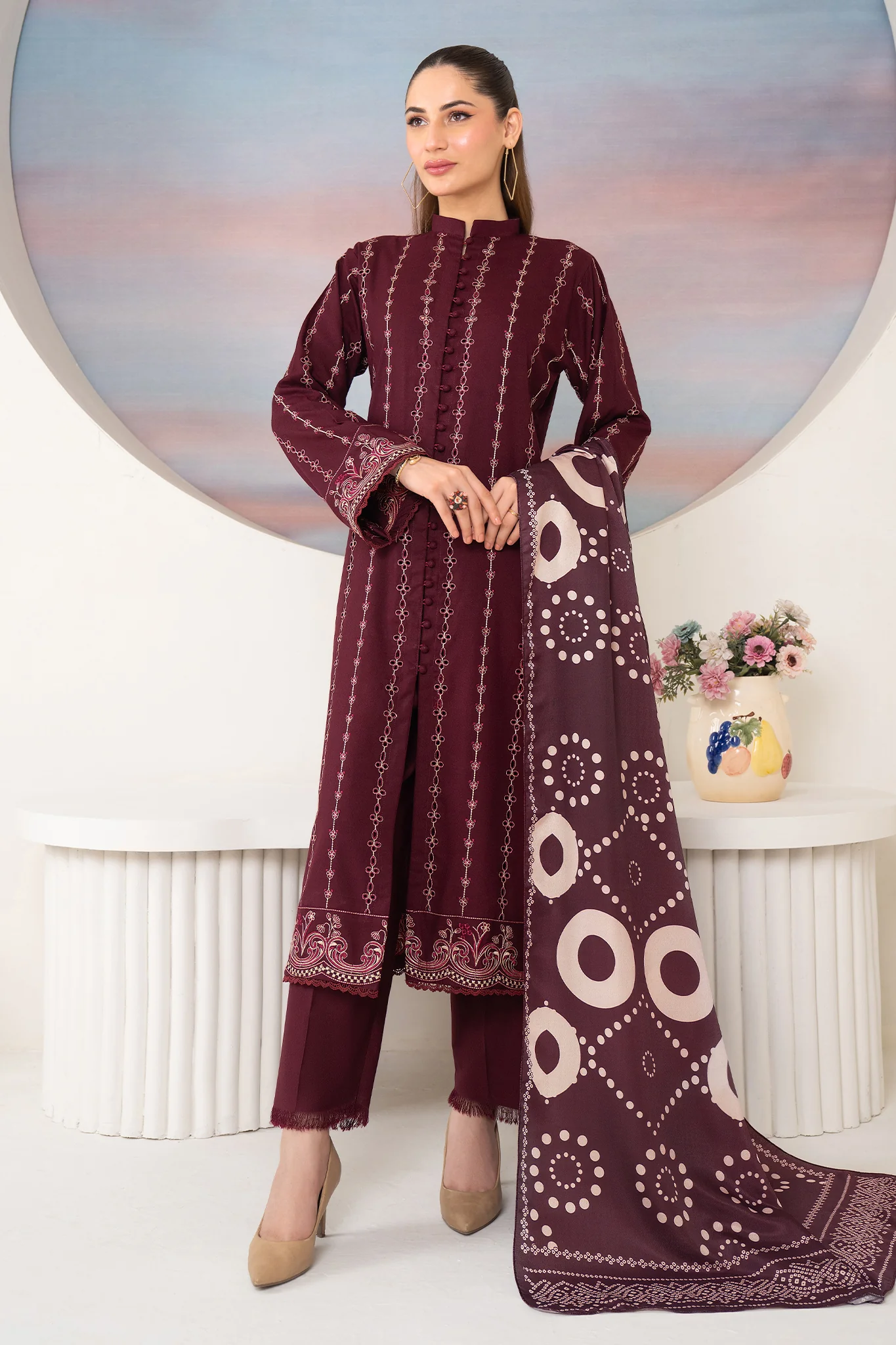 Plum Royale - Image 3