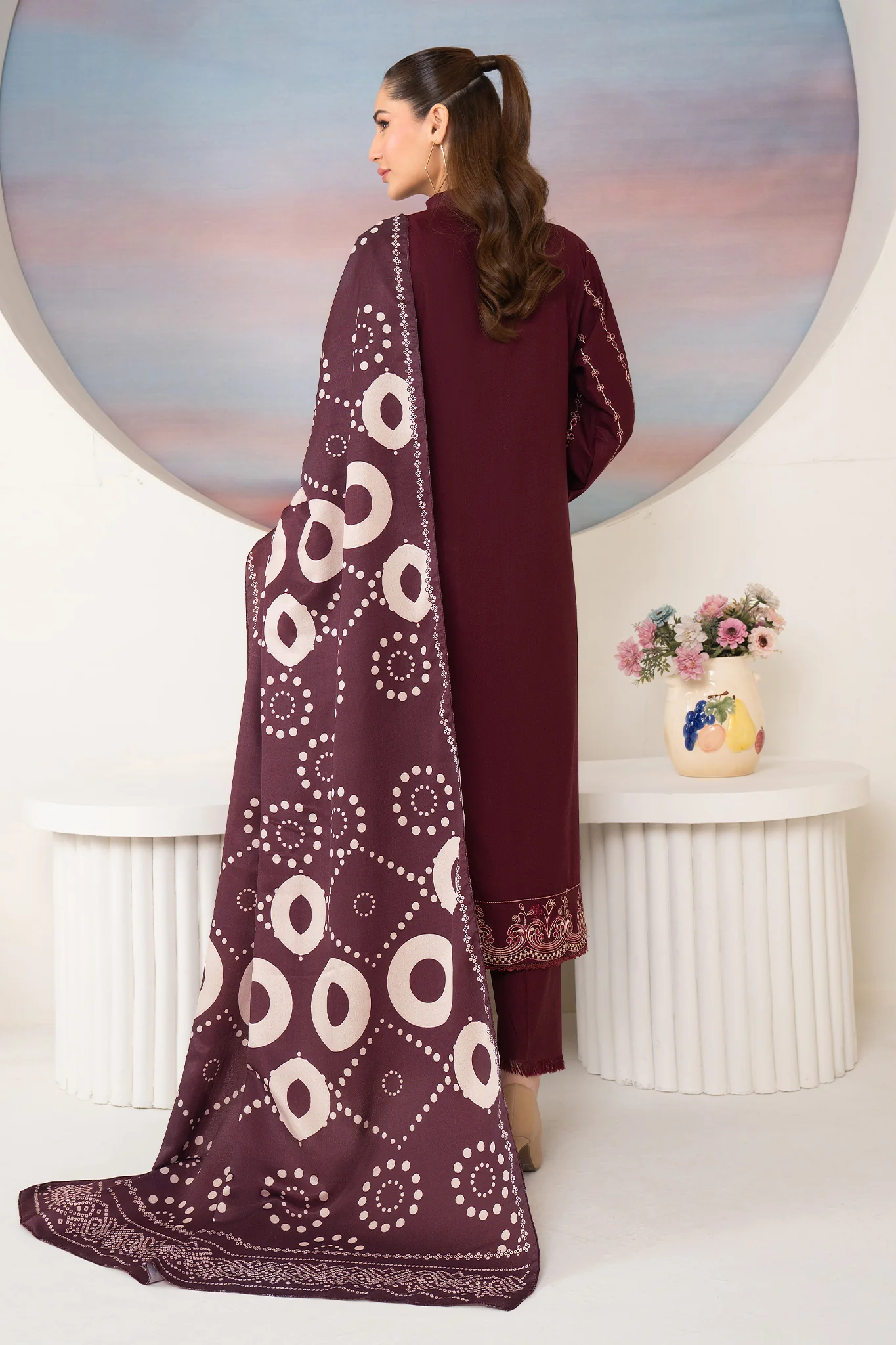 Plum Royale - Image 4
