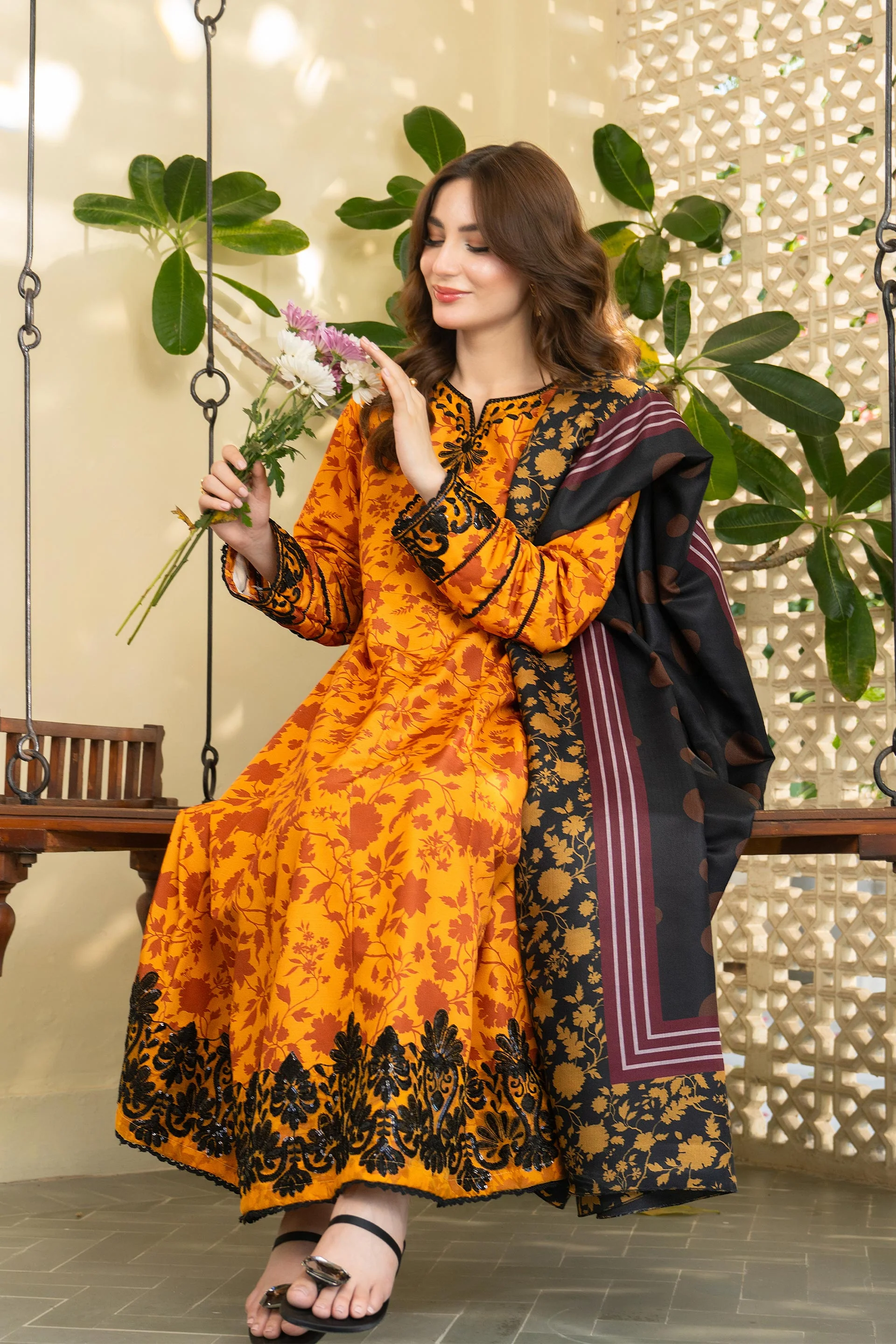 Sienna - Image 8